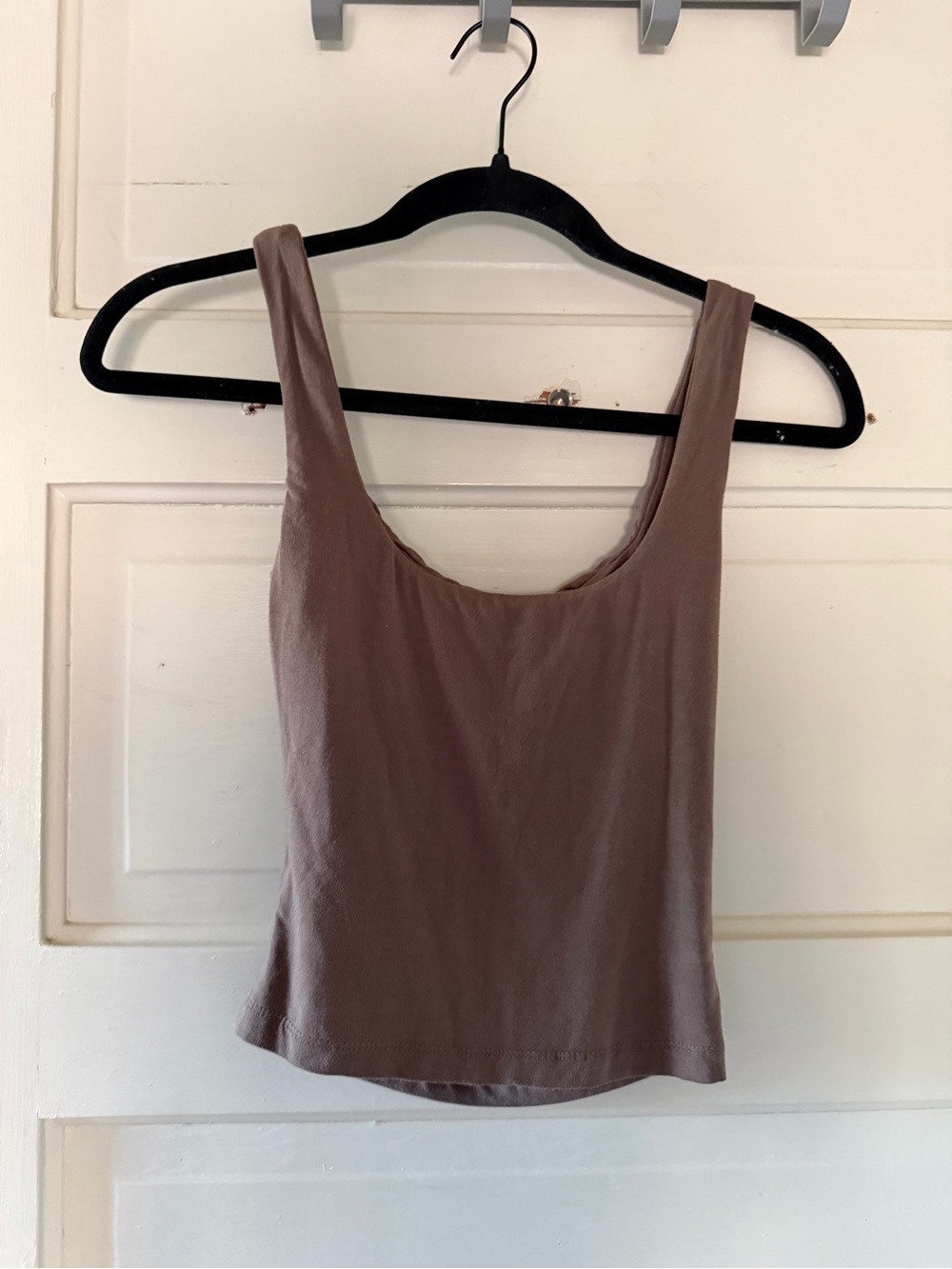White Fox brown, scrunched tank top, size XS. NEVER WORN. - Picture 5 of 5